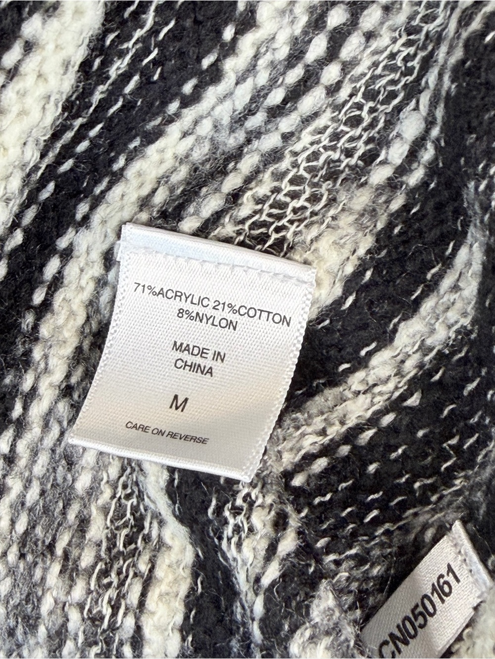 NWT New York & Company Waterfall Open Front Cardigan Black White M - Picture 7 of 7